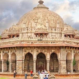 Noida-Monument